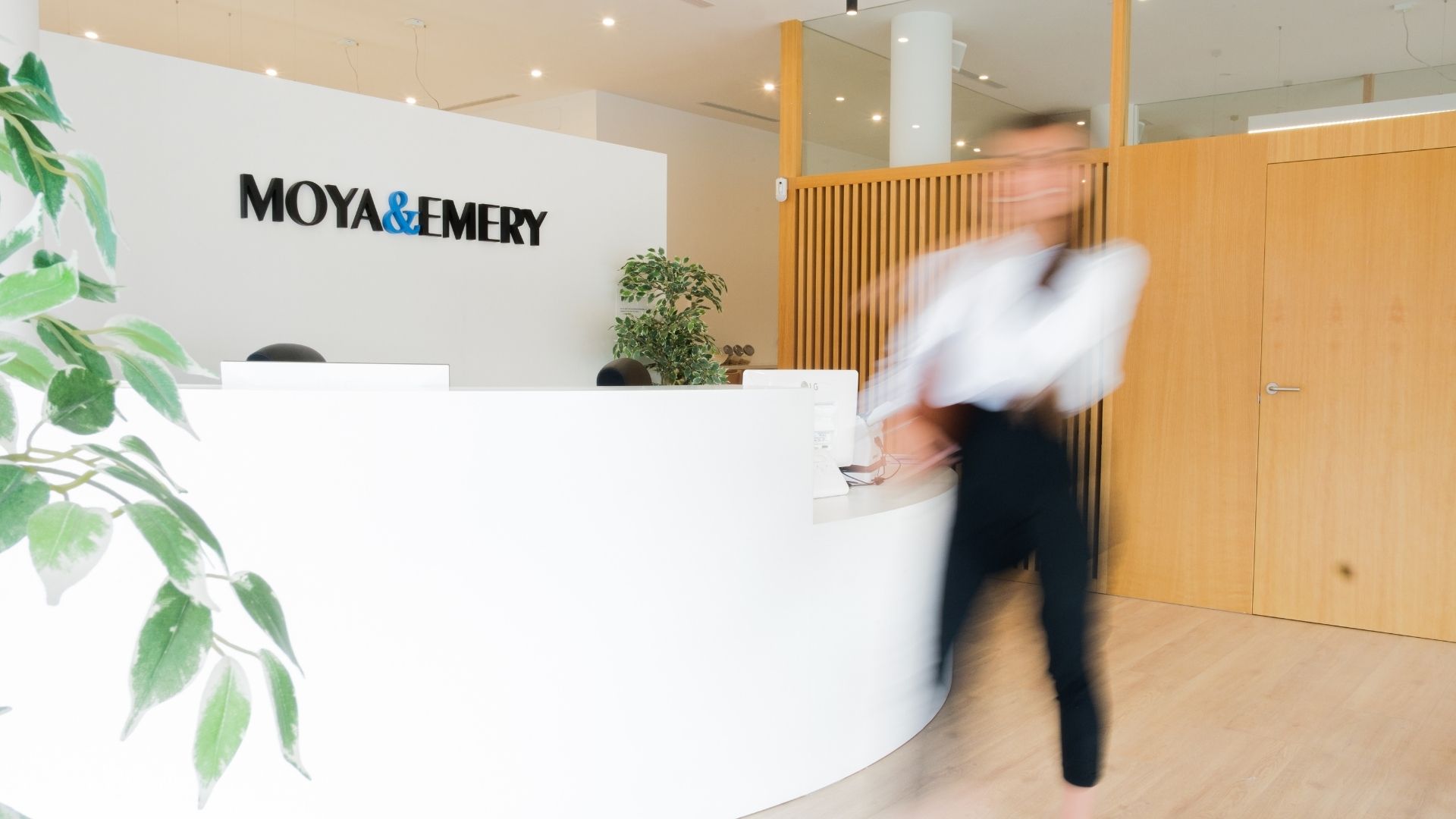 Oficina Moya & Emery